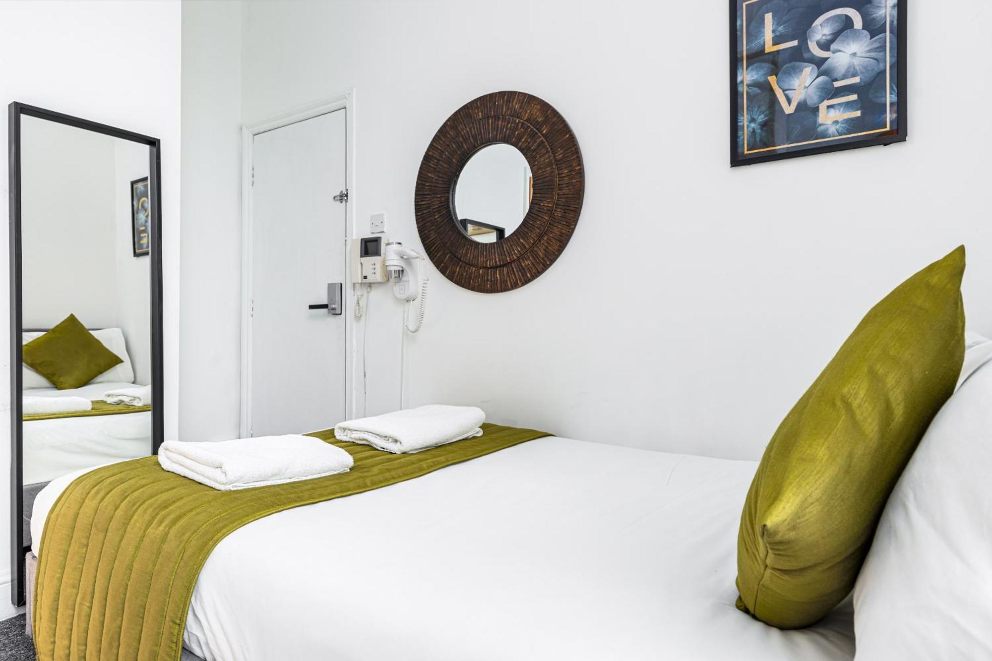 Ryam Suites Лондон Экстерьер фото