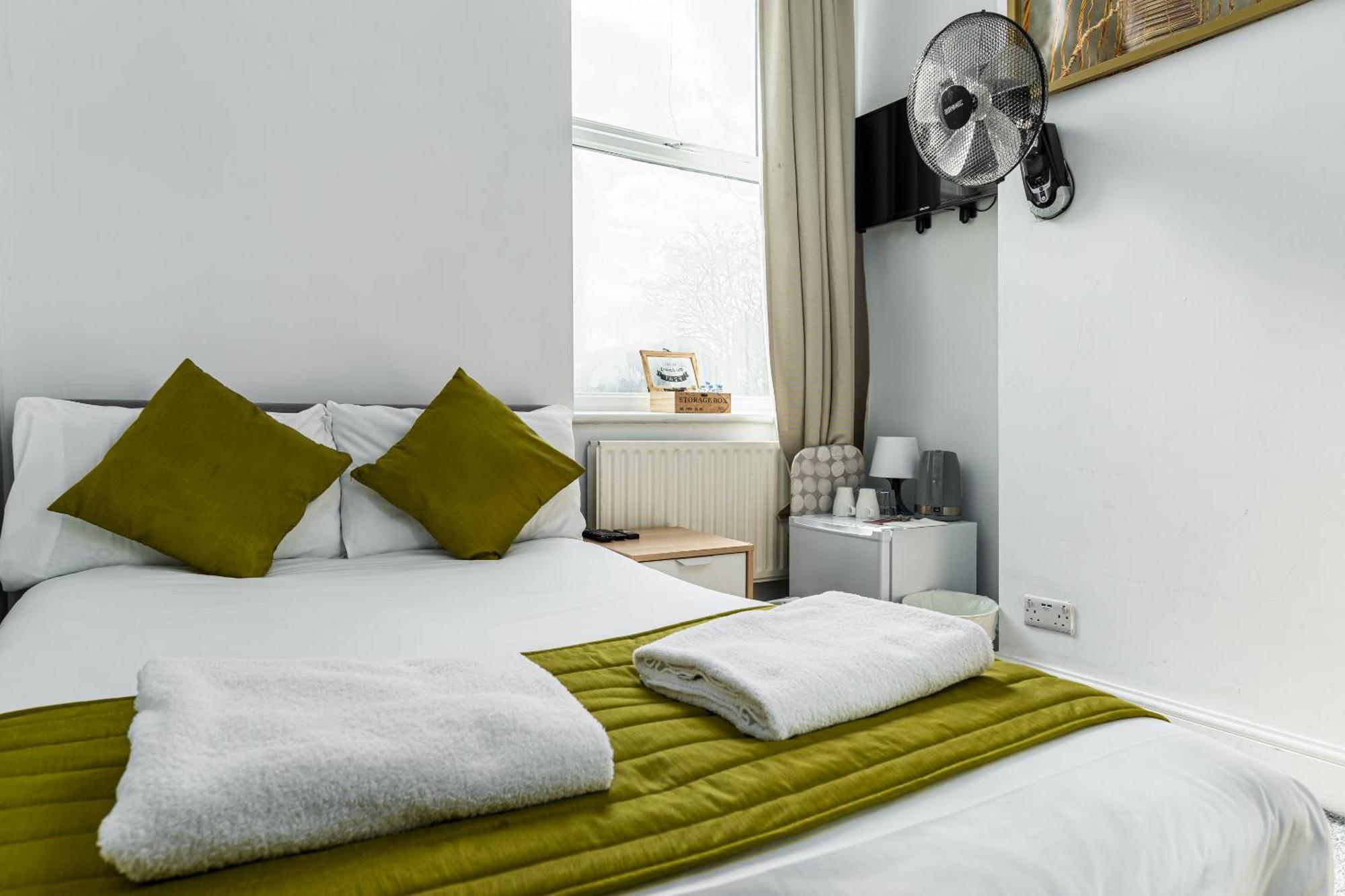 Ryam Suites Лондон Экстерьер фото