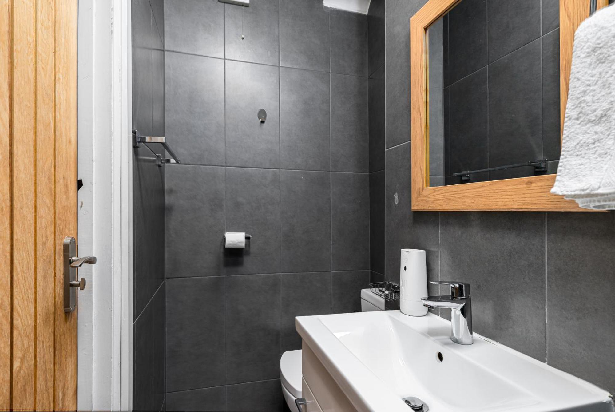 Ryam Suites Лондон Экстерьер фото