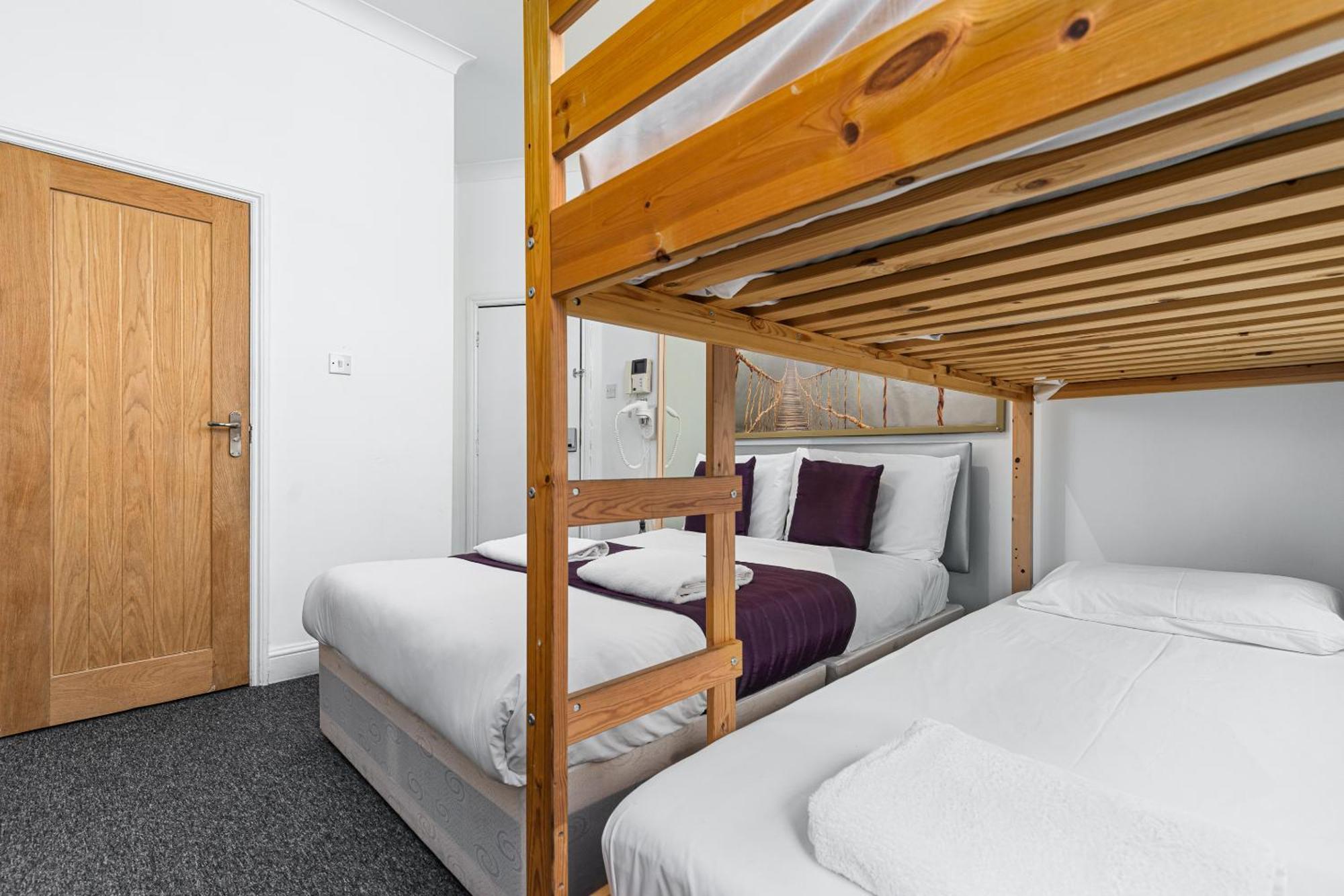 Ryam Suites Лондон Номер фото