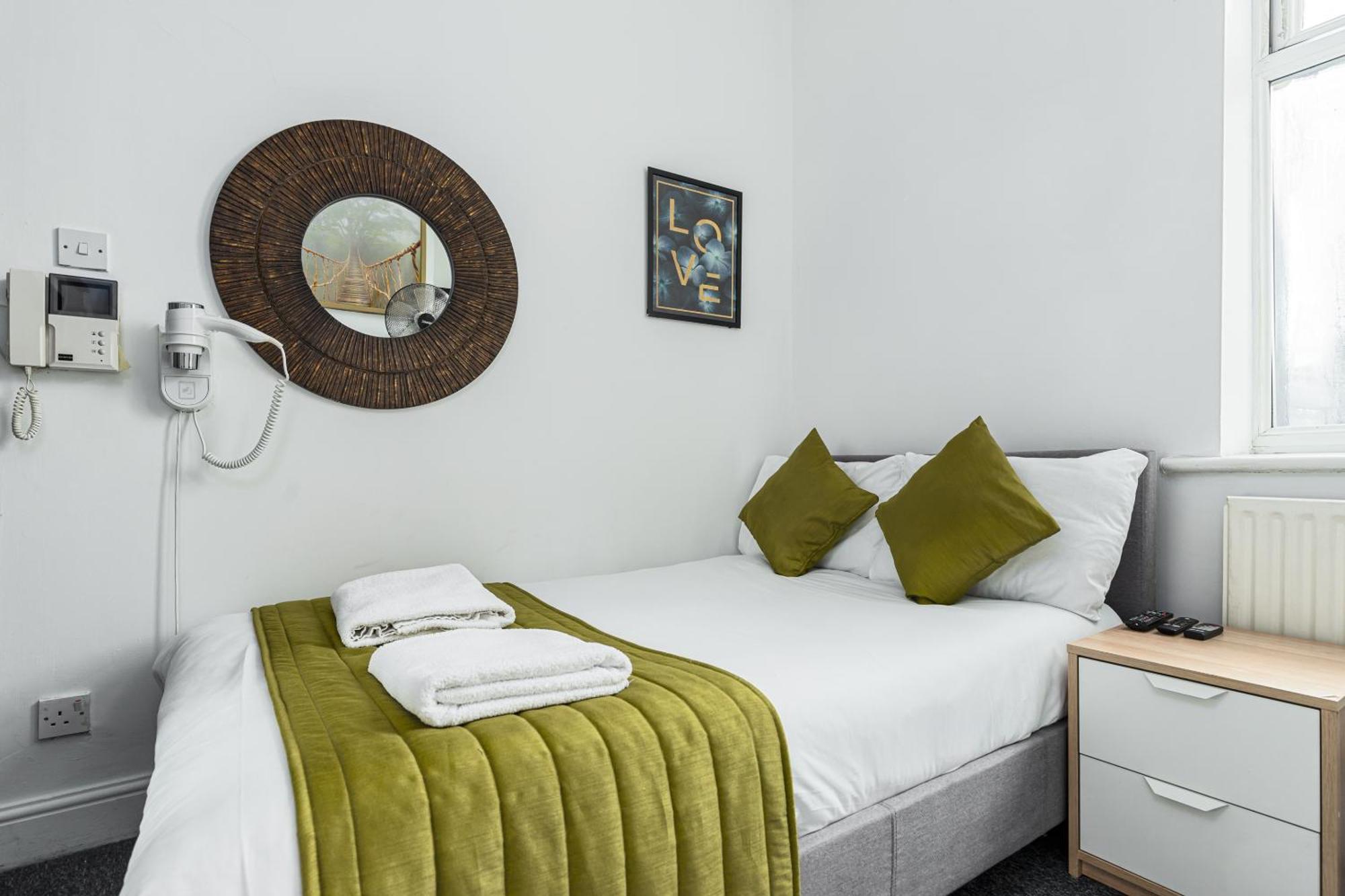 Ryam Suites Лондон Номер фото